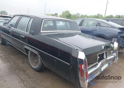 1983 Cadillac Deville из США, поврежденный, VIN 1G6AD698XD9165644